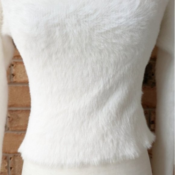 White fuzzy off the shoulder 3/4 sleeve top - Picture 2 of 4